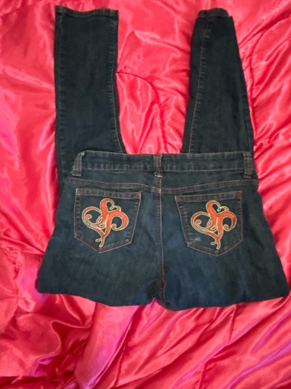 SOUTH POLE Y2K VINTAG Dark Wash Women’s Jeans with red Embroidered Pocket Detail